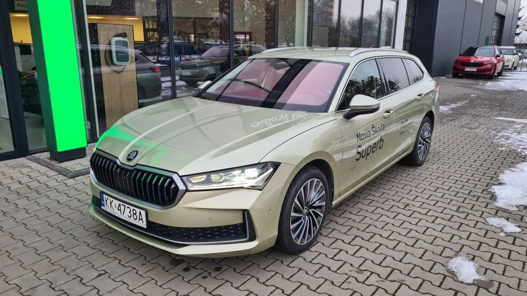 Skoda Superb 1