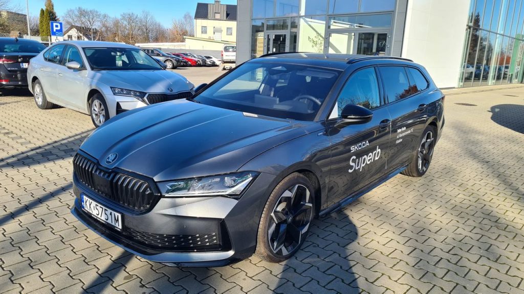 Skoda Superb 1 3